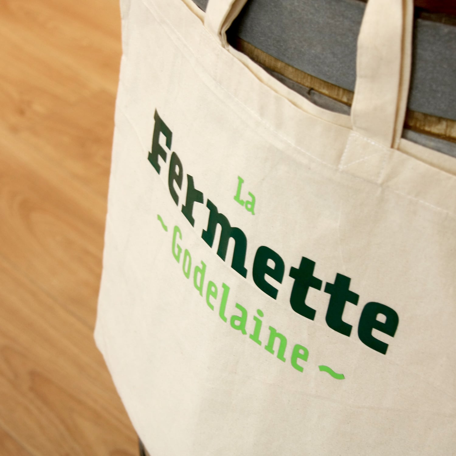 fermette-trio-3 logo de la fermette godelaine imprimé sur sac en toile