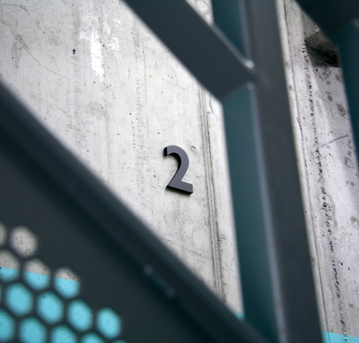 numéro d'étage dans la cage d'esacalier à Neocitta