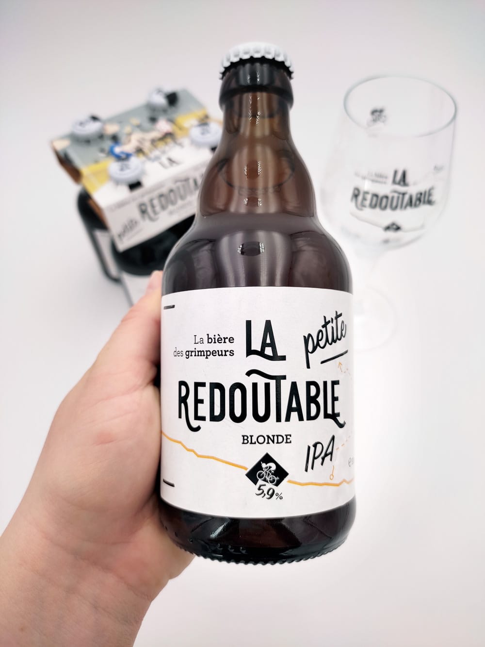 Zoom sur la bouteille La petite Redoutable